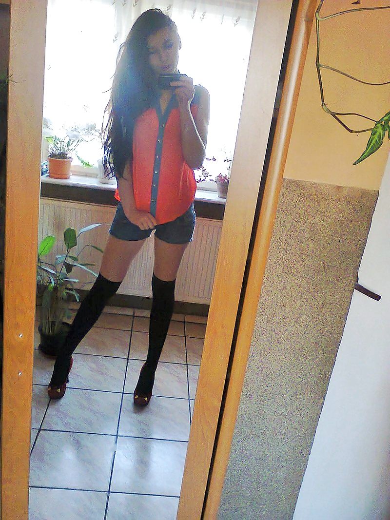 18歳の女の子
 #33763883