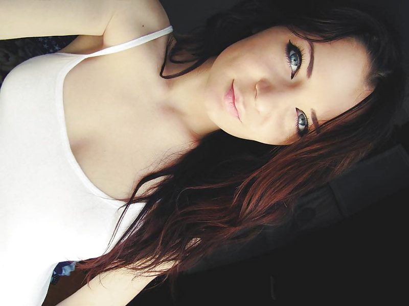 18歳の女の子
 #33763895