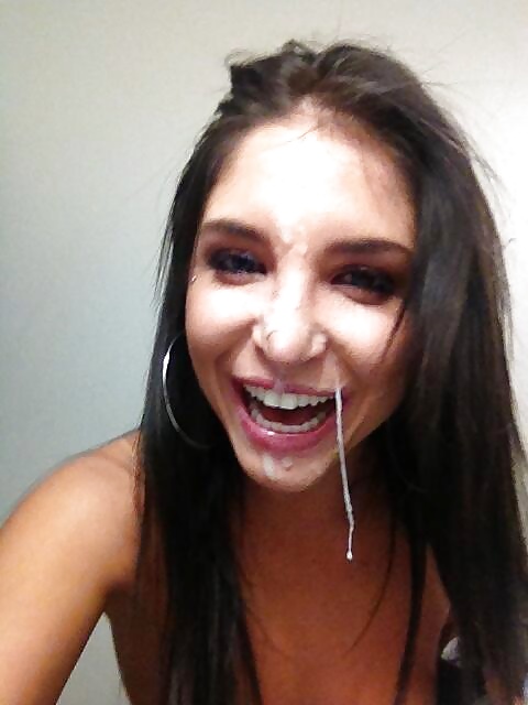 Giselle Leon TwTTer Photo's #24474087