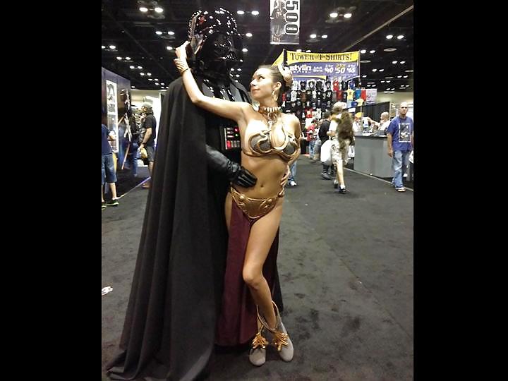 Star Wars Slave Leia Dressed and Undressed Gallery 1 #37388336