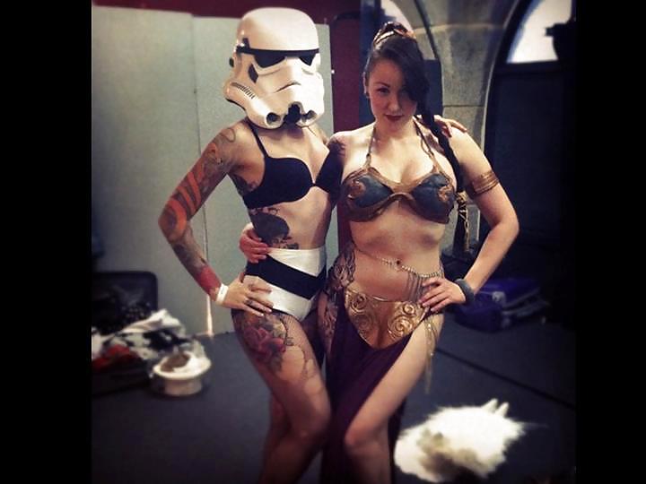 Star Wars Slave Leia Dressed and Undressed Gallery 1 #37388348