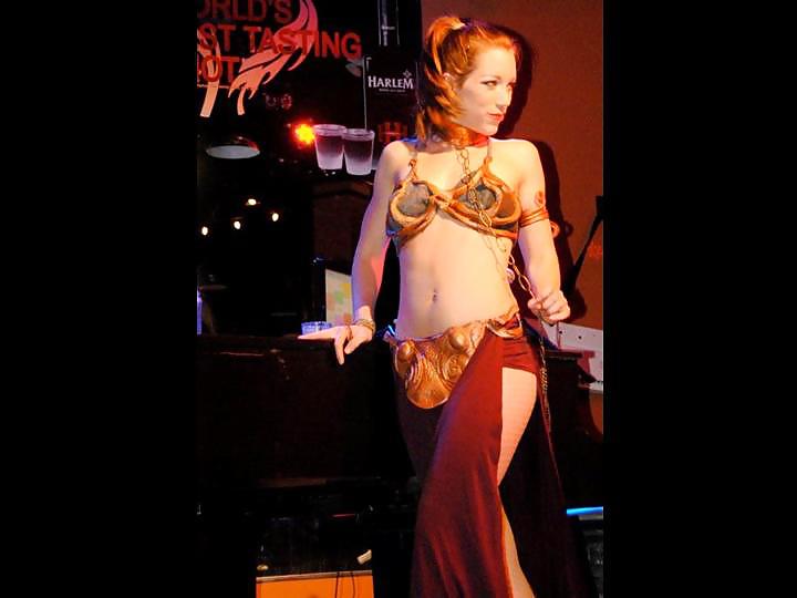 Star Wars Slave Leia Dressed and Undressed Gallery 1 #37388458