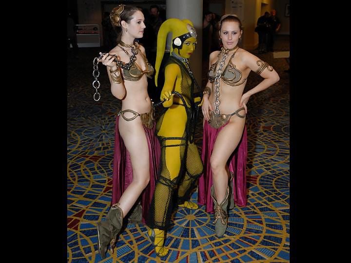 Star Wars Slave Leia Dressed and Undressed Gallery 1 #37388530