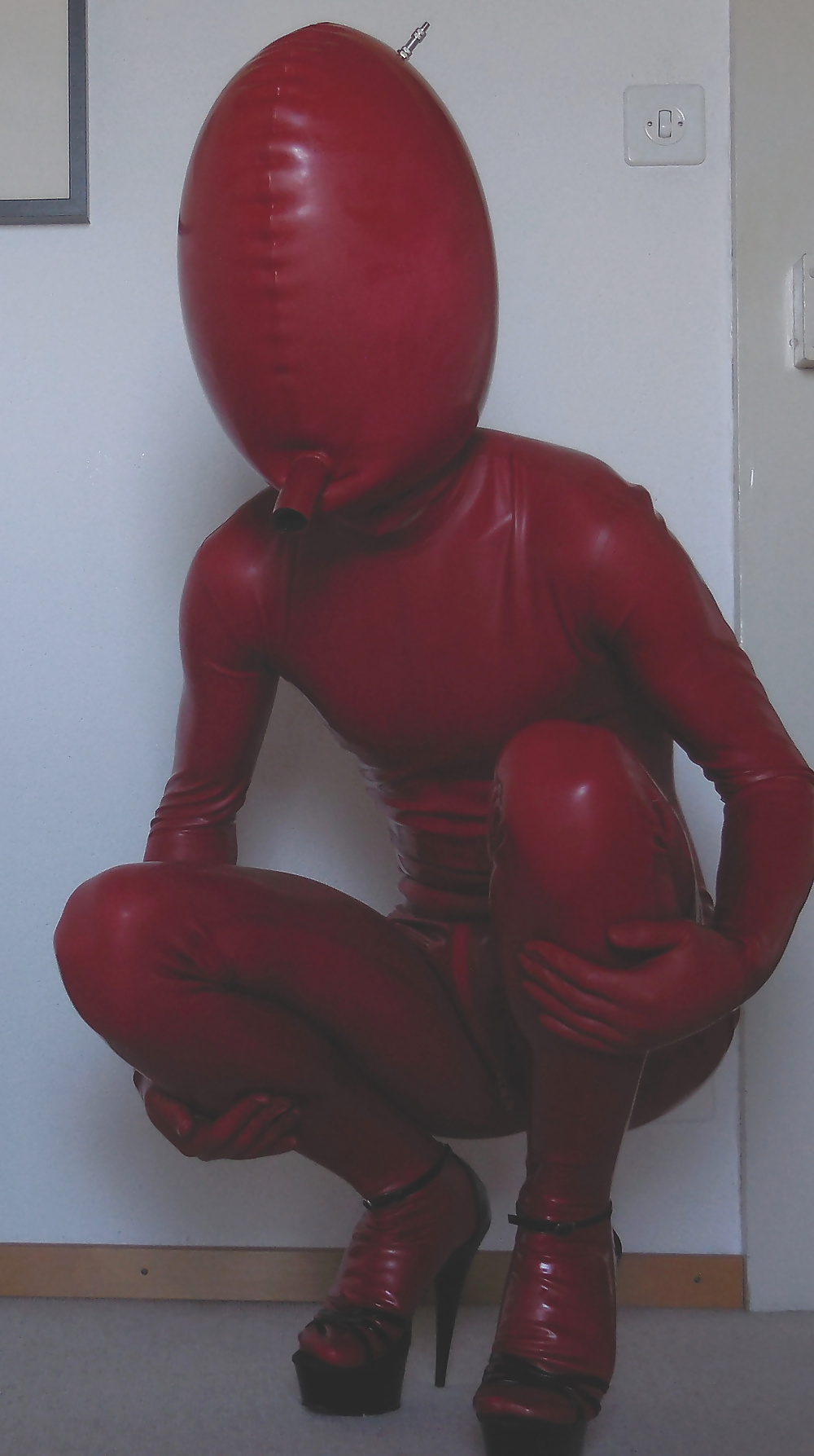 Red latex catsuit #30500438