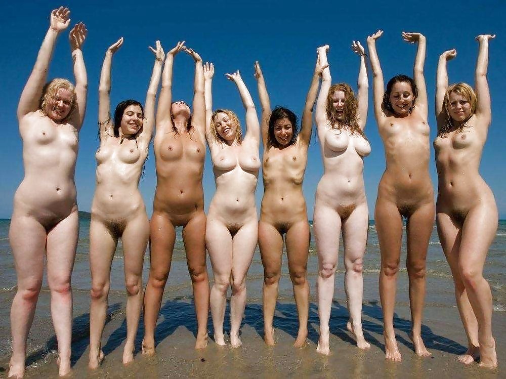 Une bande de filles
 #32599678