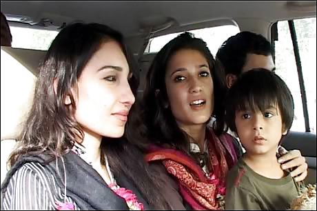 Fatima bhutto Real Picx #24085111