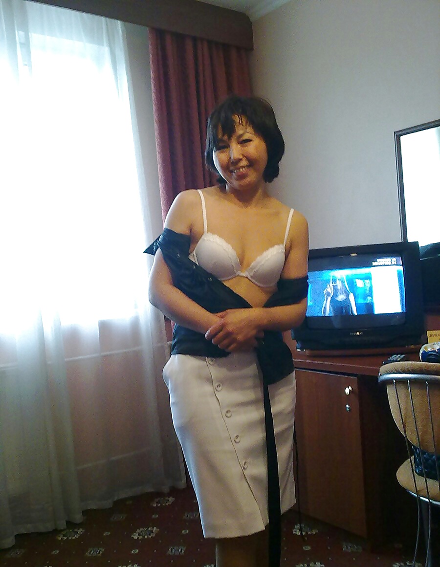 Boss's mature wife - juice Mongolian whore #26853753