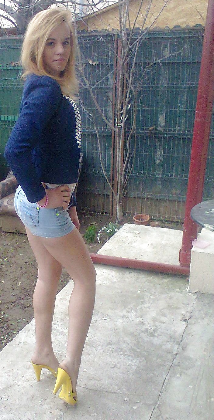 ナディーン2
 #31600250