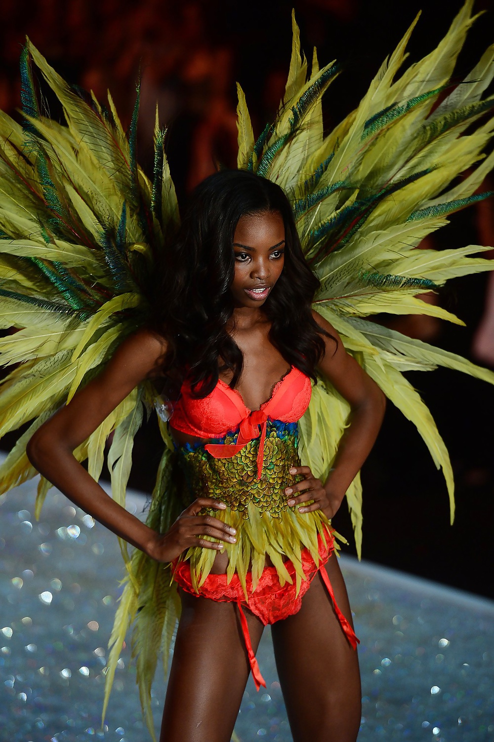 Victoria -hot modele por tuute43.
 #35376210