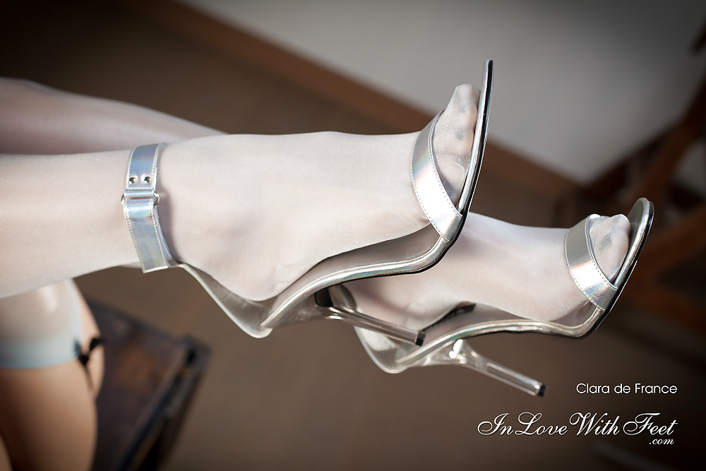 Tapilacak ayakalr vol.8
 #36406433