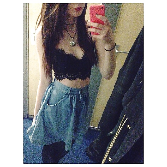 Selfies
 #25893902