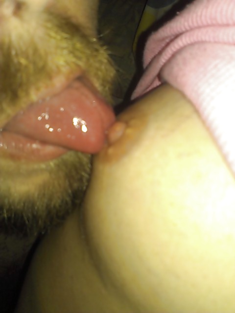 Mis tetas
 #30361975