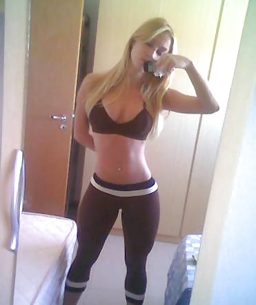 Milkingtime #38648261