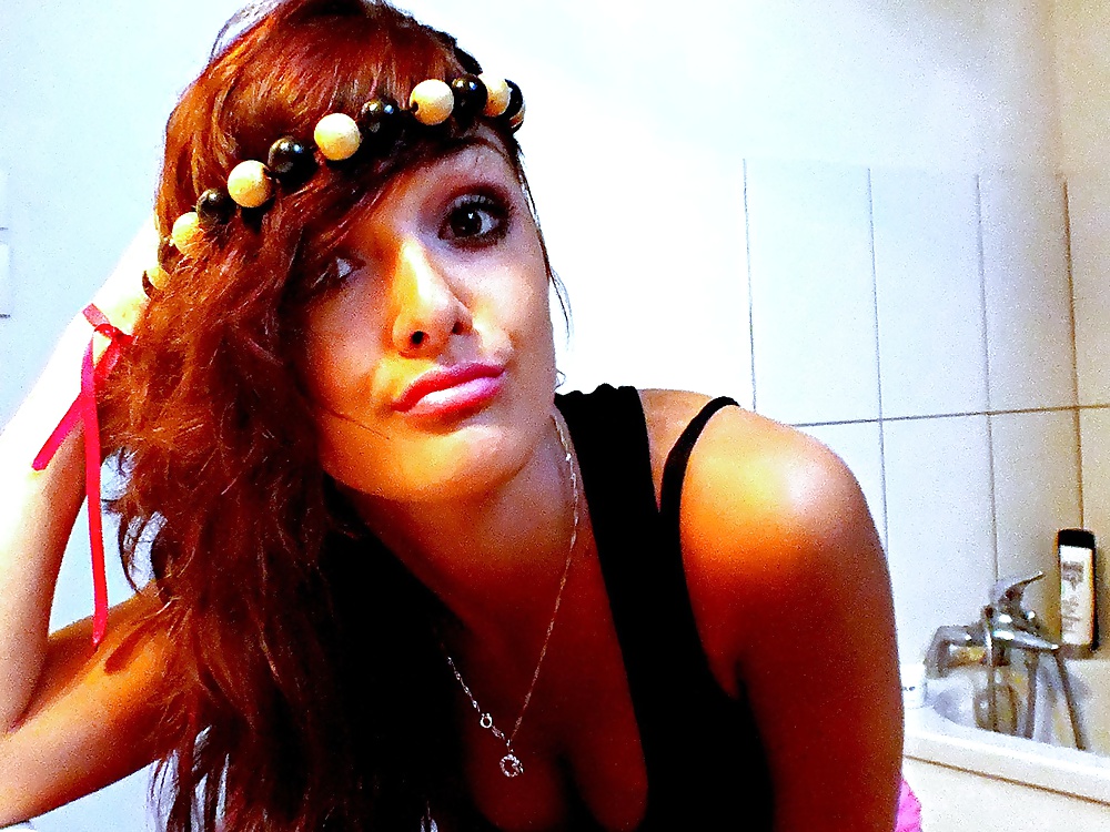 Melina la suceuse de queue
 #24323286