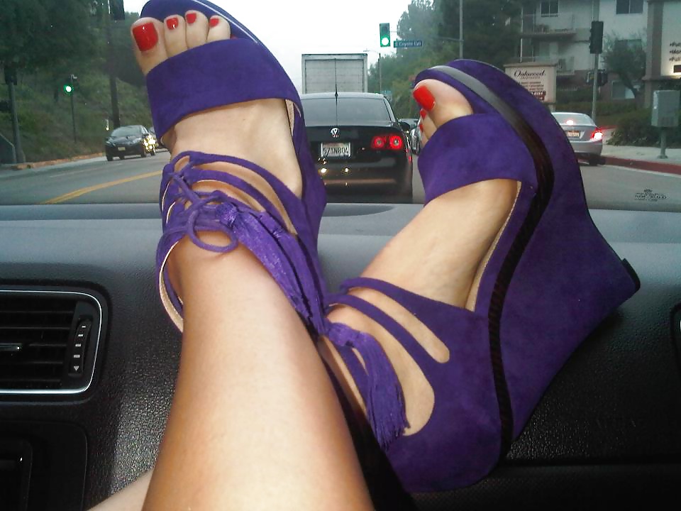 Hot Celeb Feet: Louise Roe #39955399