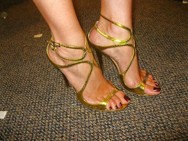 Hot Celeb Feet: Louise Roe #39955441