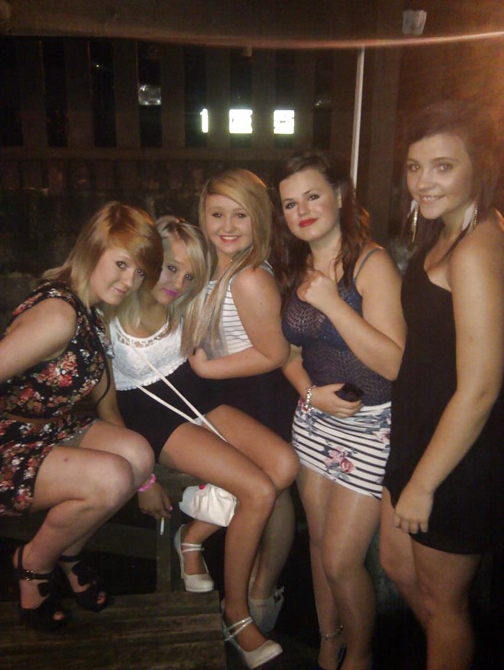 Tight jóvenes faldas apretadas 7
 #34632188