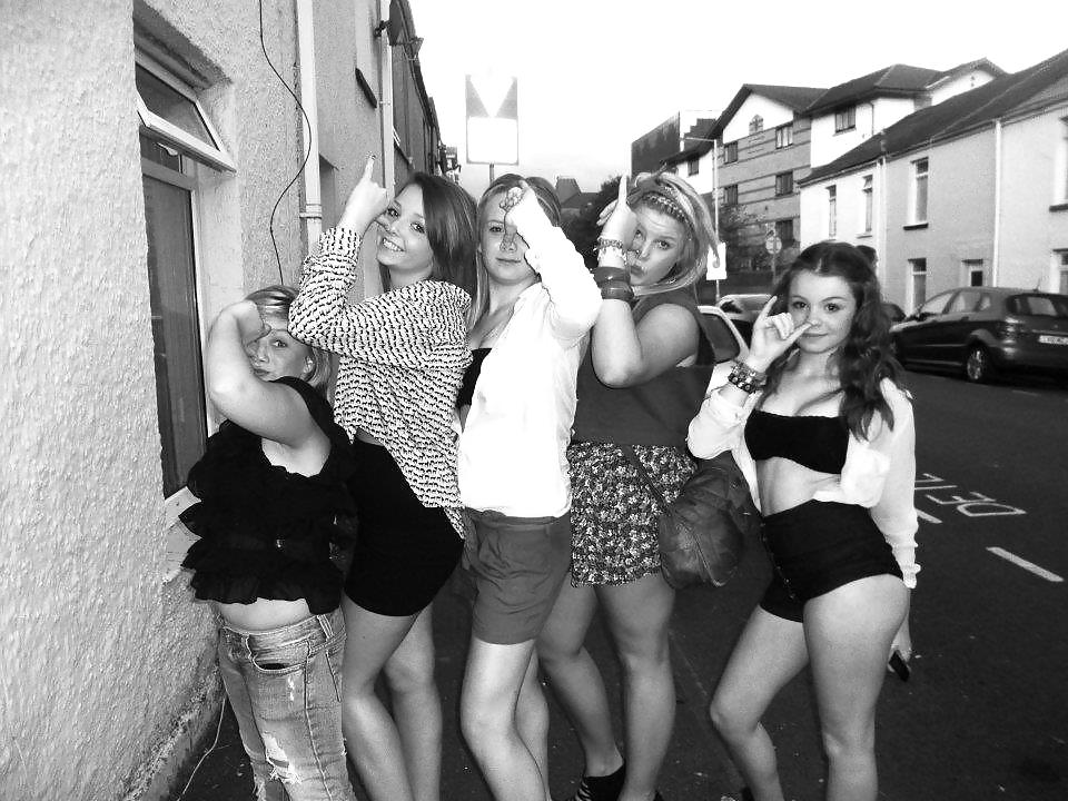 Tight jóvenes faldas apretadas 7
 #34632196