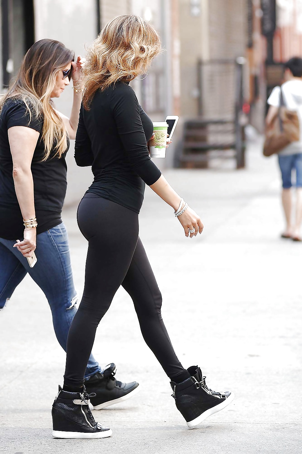 Jennifer Lopez J Lo Cul Dans Leggings (hq) #30495504