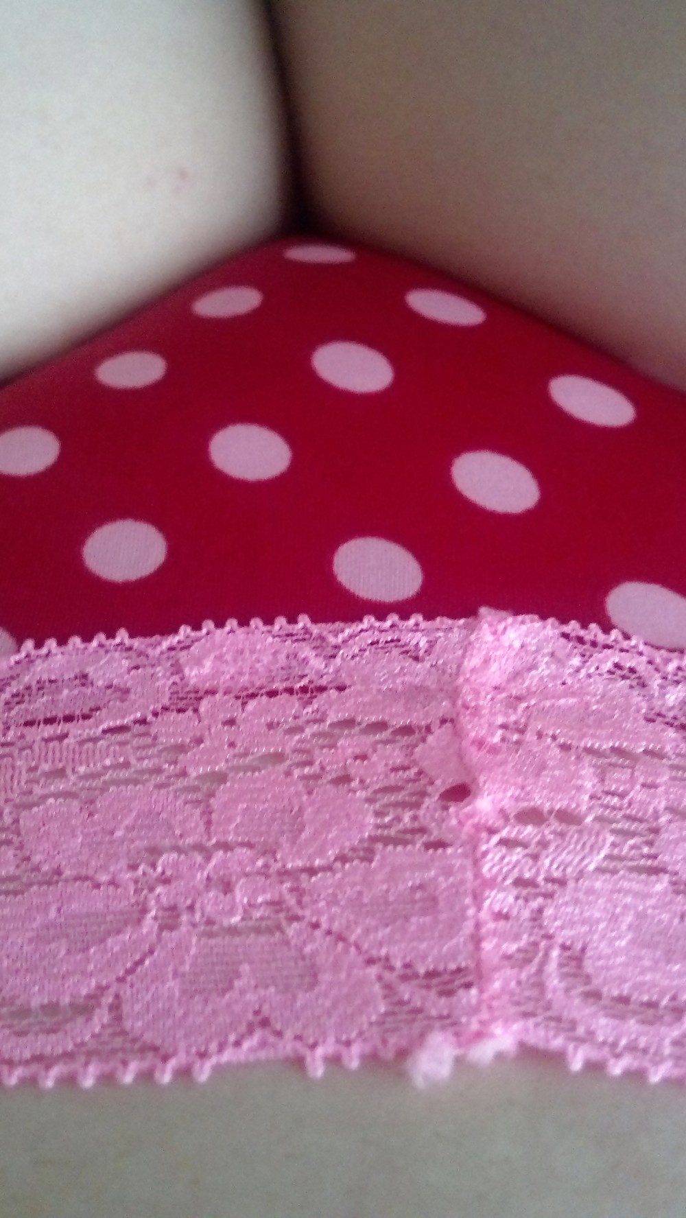 Más miradas a las bragas 
 #23165368