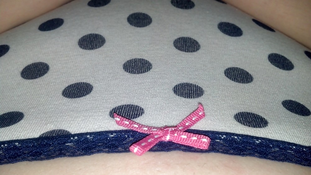 Más miradas a las bragas 
 #23165859