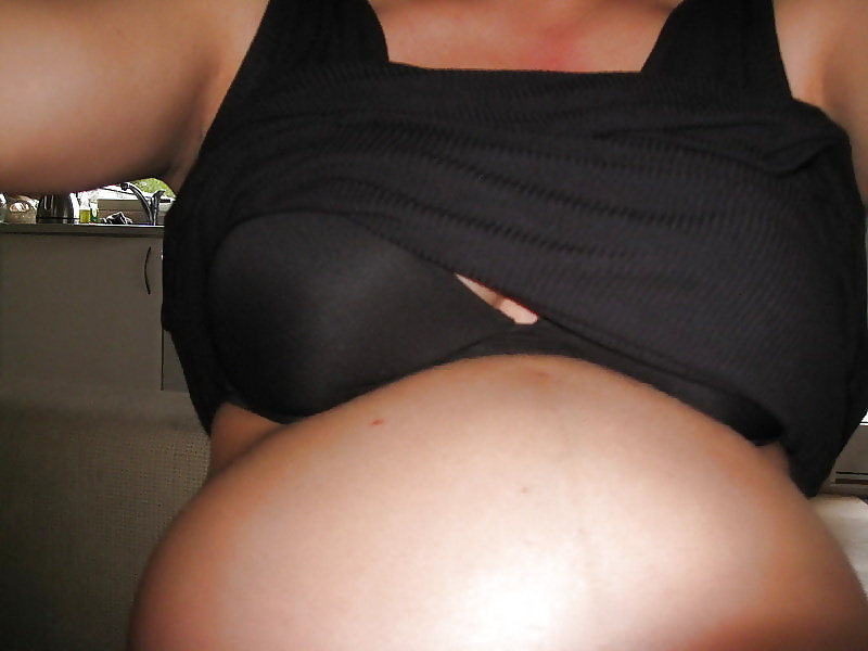 Marie enceinte-pregnant
 #27097398