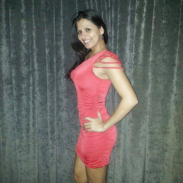 Dame In Rot (1) #29178205