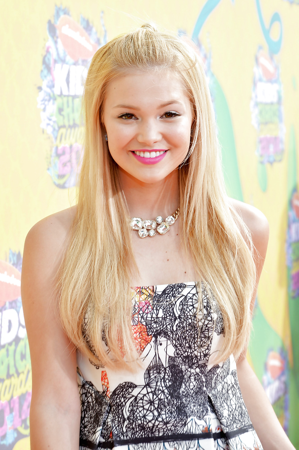 Olivia holt #1
 #28350591