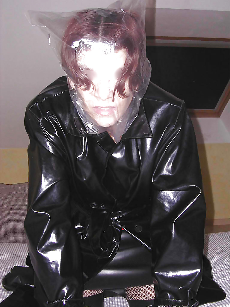 Hnaging and suffocation myself and some others #27890146