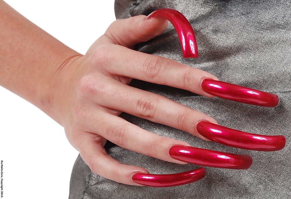 Bonitas uñas largas
 #31590200