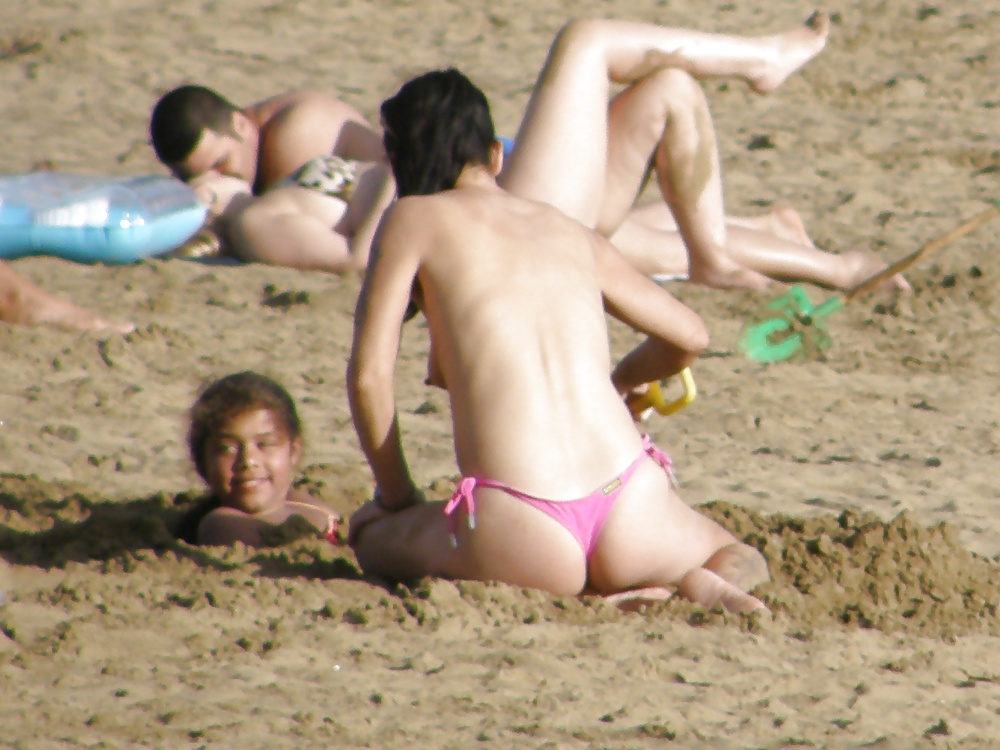 Spanish summer girls, showing their delightful bodies. #25152546