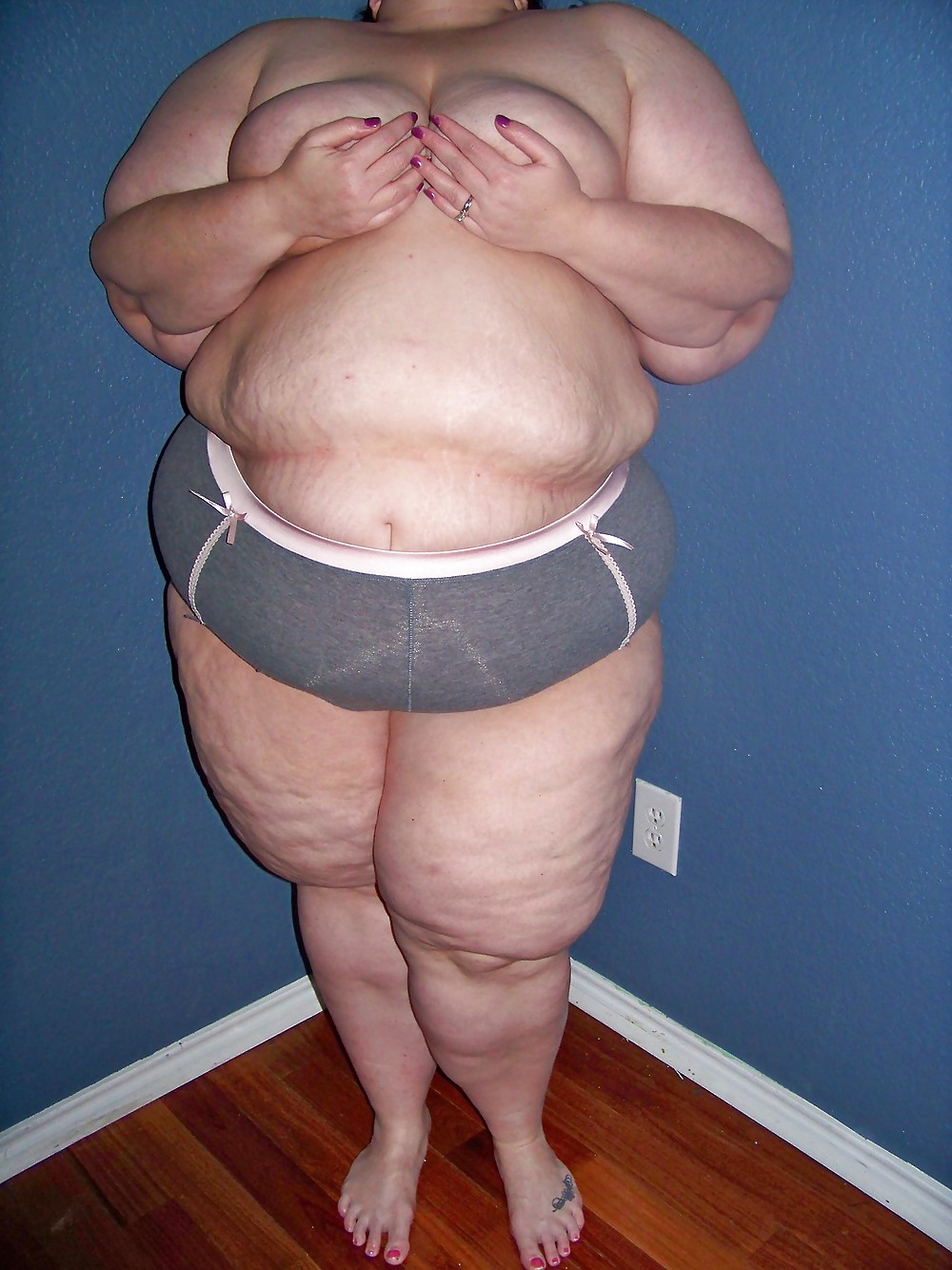 Fat BBW Babes Belly And Ass #24207837