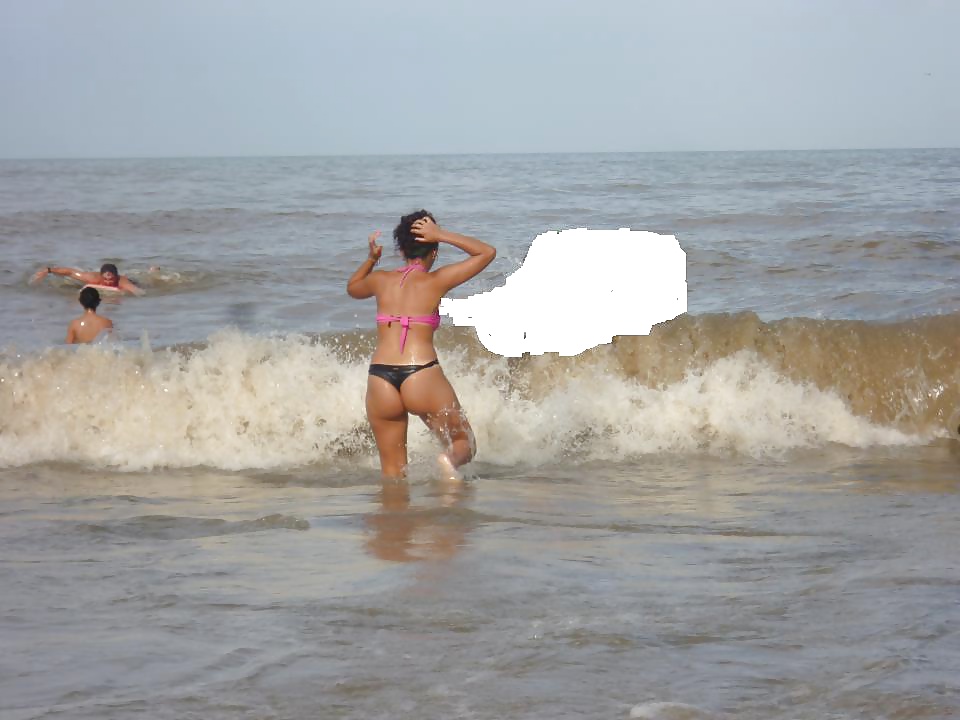 Girl in the beach #25573925