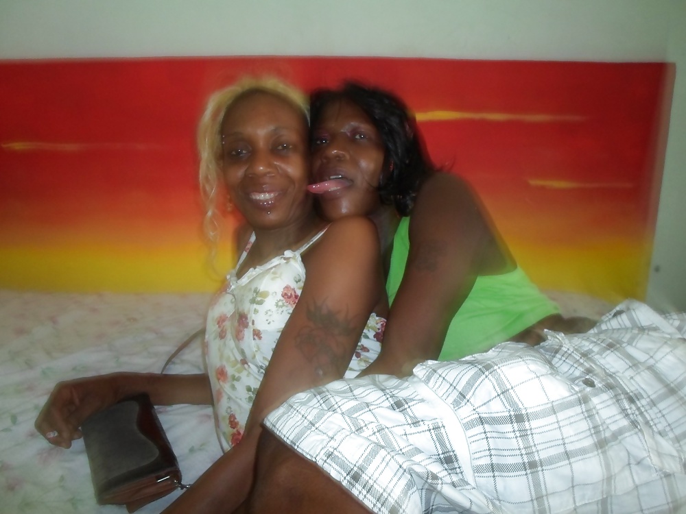 Real African Milfs Having A Lesbian Orgy #33182511