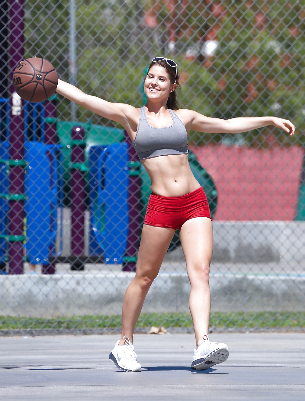 Amanda Cerny - Plays Basketball #32351846