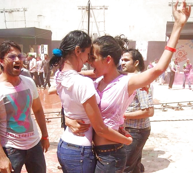 670px x 600px - Sexy Indian girls playing Holi (100% real) Porn Pictures, XXX Photos, Sex  Images #1390672 - PICTOA