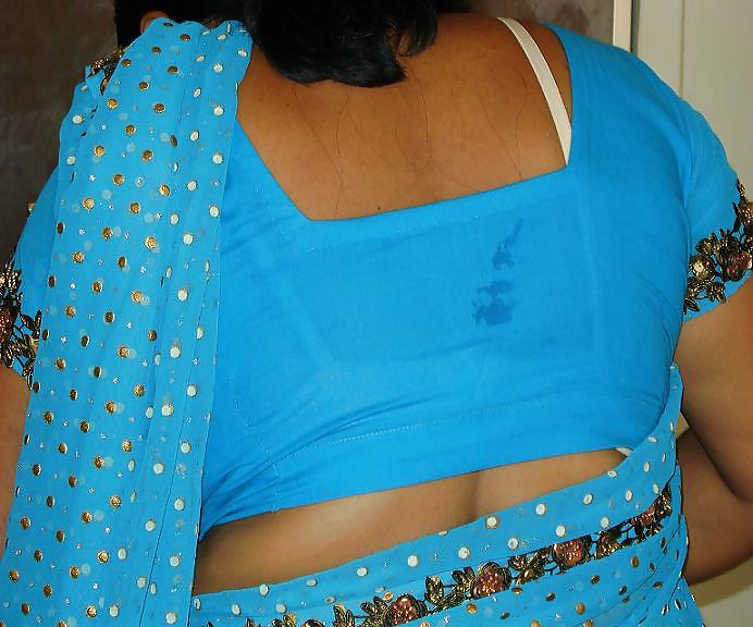 Saree Teasing #32078077