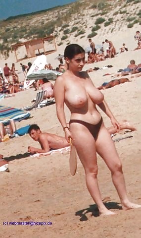 Beach Floppy Tits 2 #33285540