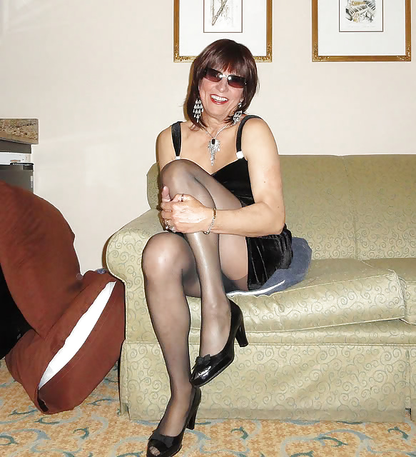 Romanian short skirts and pantyhose  #28269708