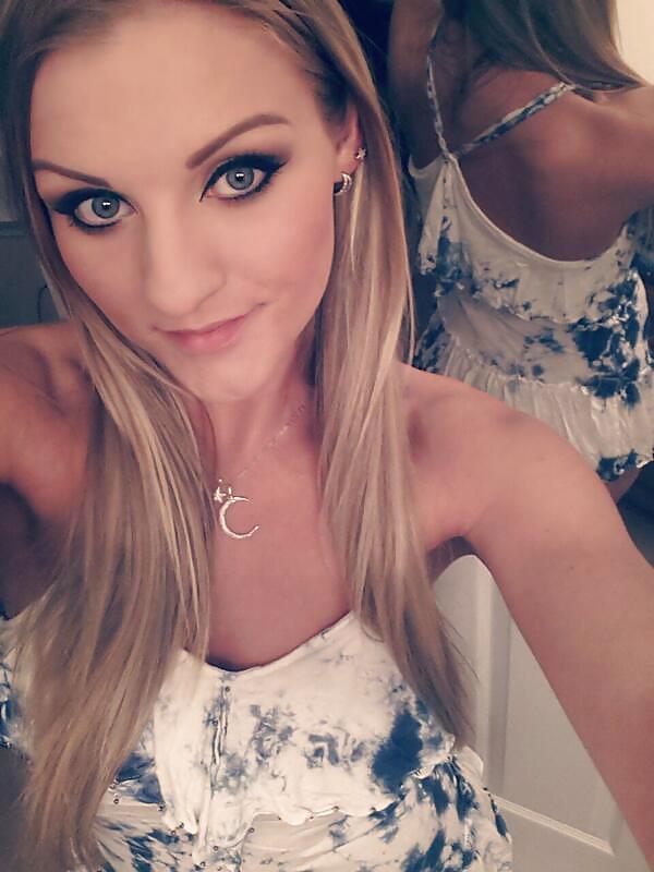 自撮り写真
 #38062907