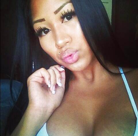 Hola bebés 
 #23326115