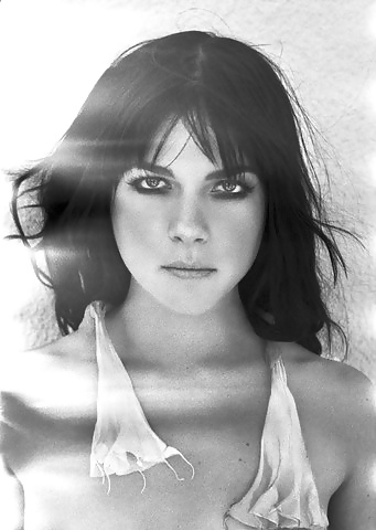 Selma blair
 #28947594