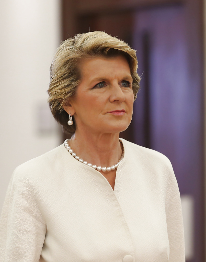 Amor masturbándose a la conservadora julie bishop
 #25420980