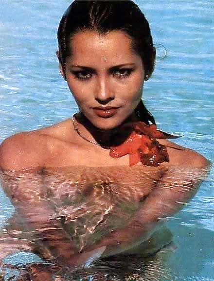 B級映画の女王たち - Barbara Carrera Part 1
 #24324562