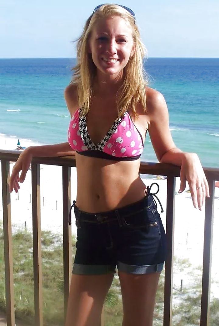 Fotos en bikini
 #33658161