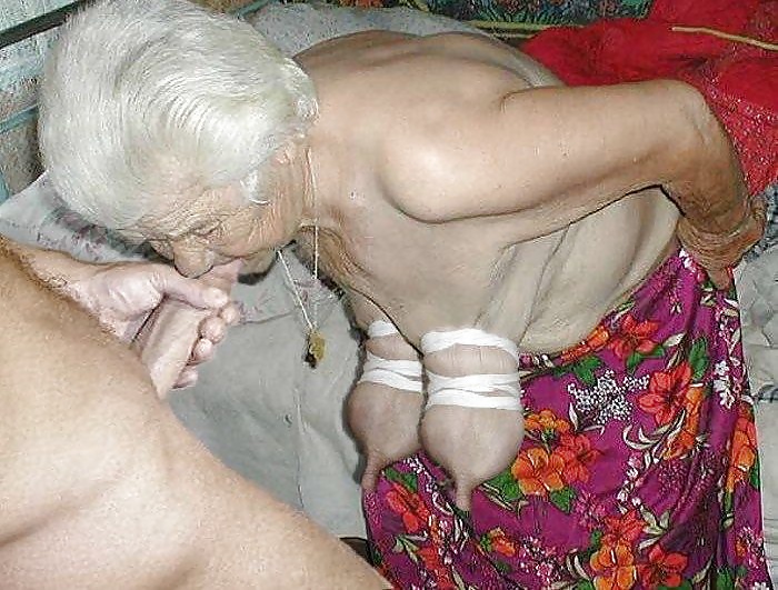Grannies mature milf blowjob handjob sucking 3 #33841118
