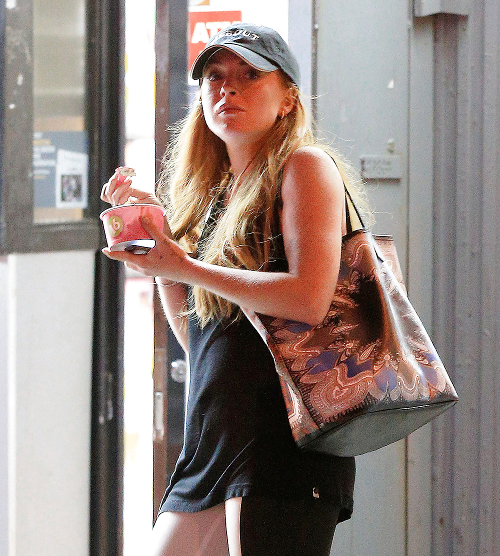 Lindsay Lohan ... Shopping In New York City #23282335