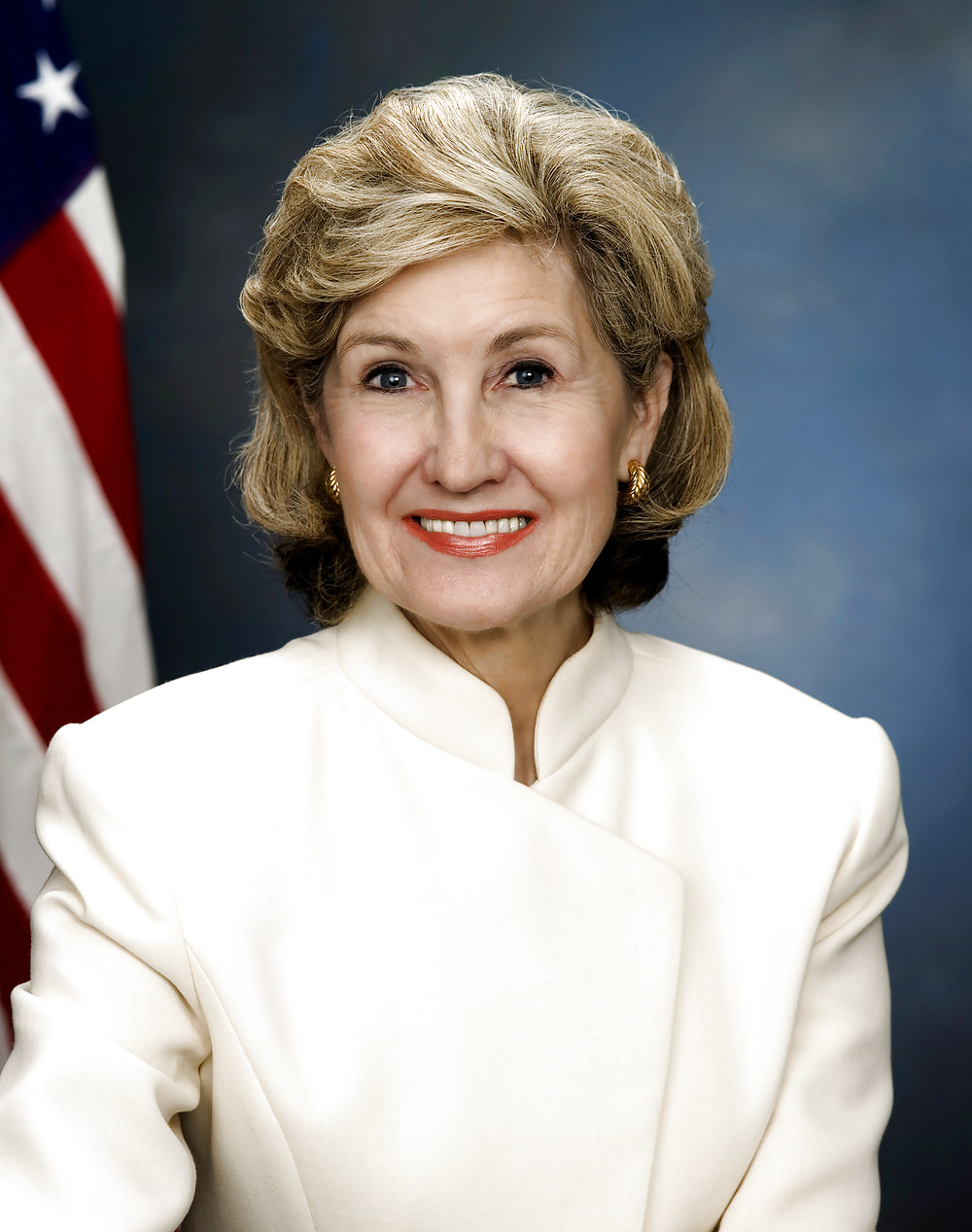 Amor masturbándose con la conservadora kay bailey hutchison
 #25835353