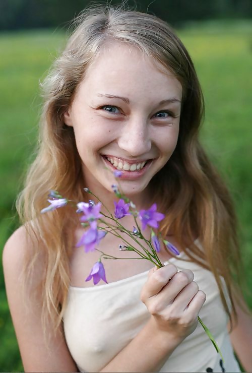 Teenie 483 #24222825