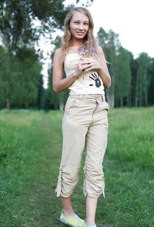 Teenie 483 #24222830